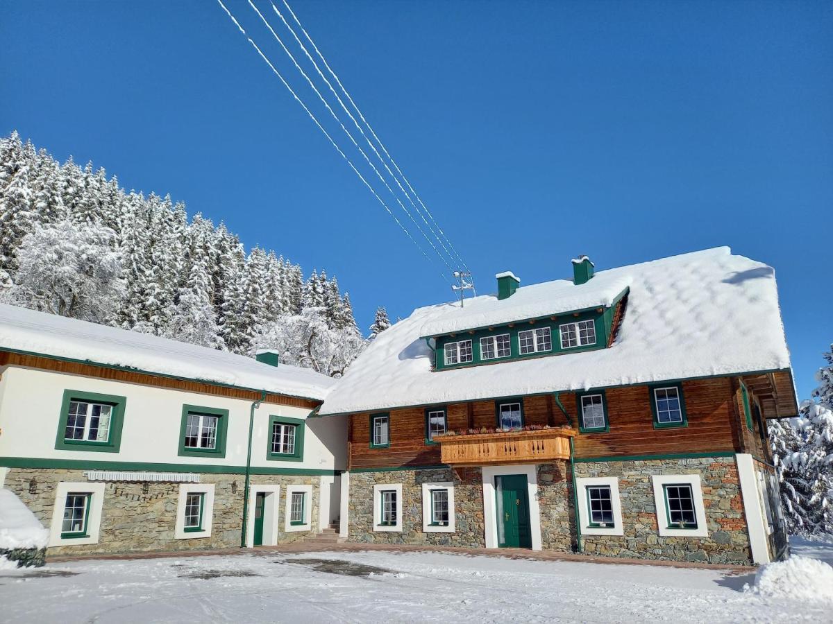 Landhaus Gruenjuwel Himmelberg Exterior foto